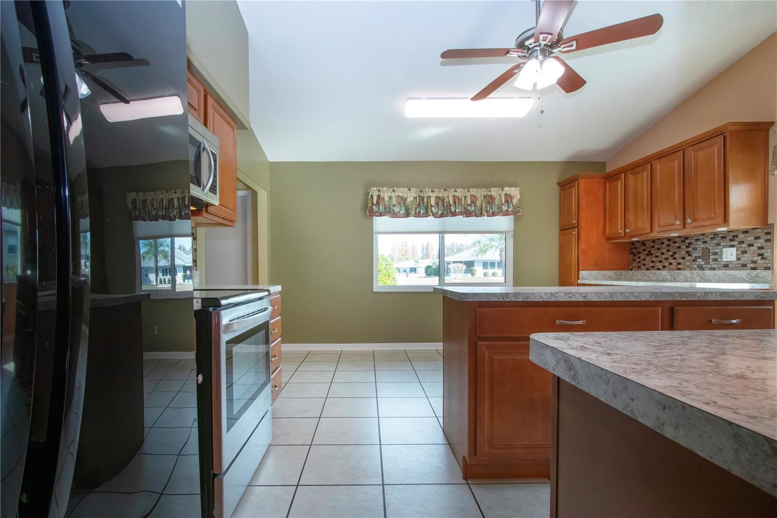 SUN CITY CENTER UNIT 46 - Residential