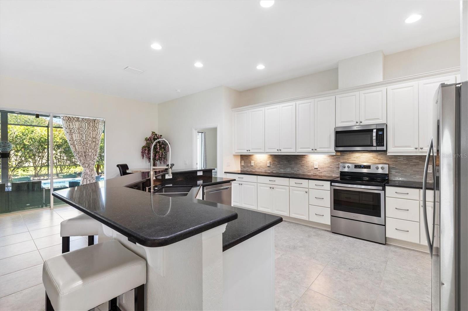 STONECREST - Residential