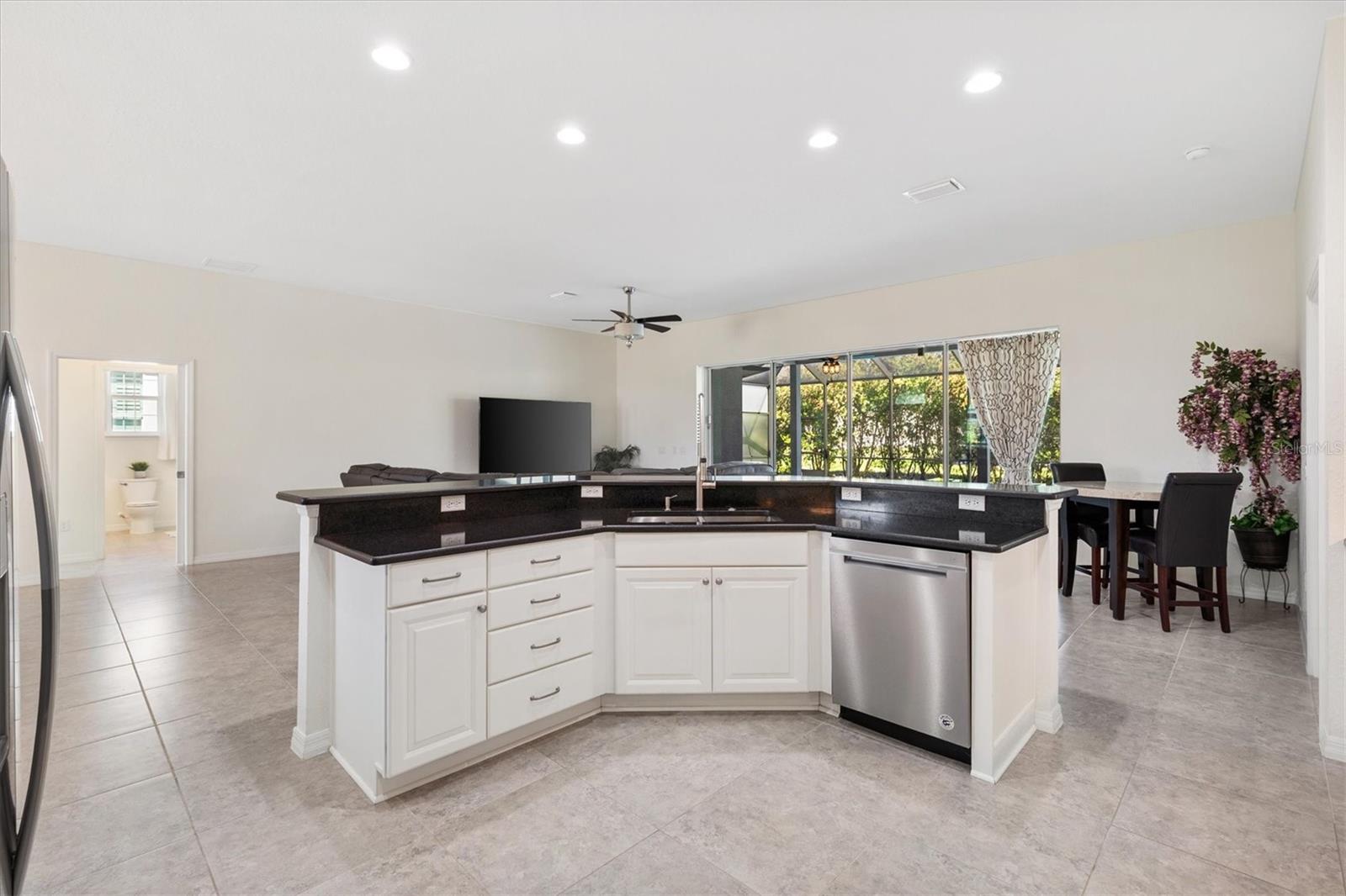 STONECREST - Residential