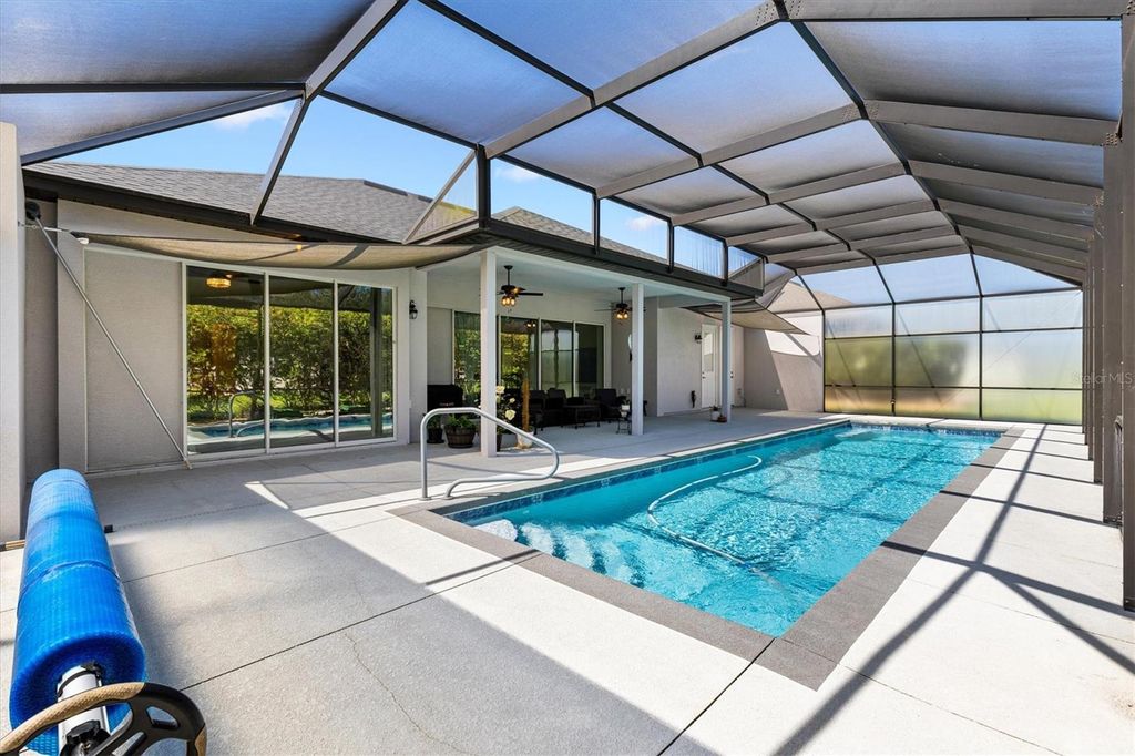 Photo of 10945 SE 168th Loop, Summerfield, FL 34491 (MLS # OM722671)