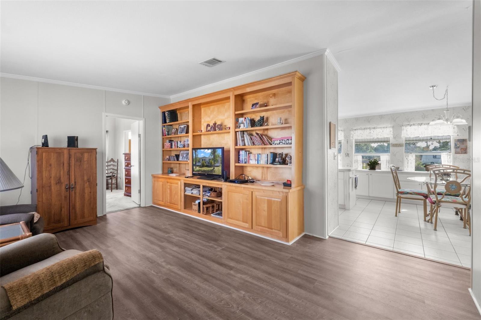 TANGERINE ESTATES - Residential