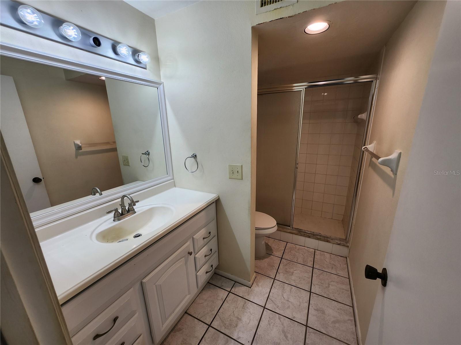 FIDDLERS GREEN 02 PH 05 BLDG 02 - Residential