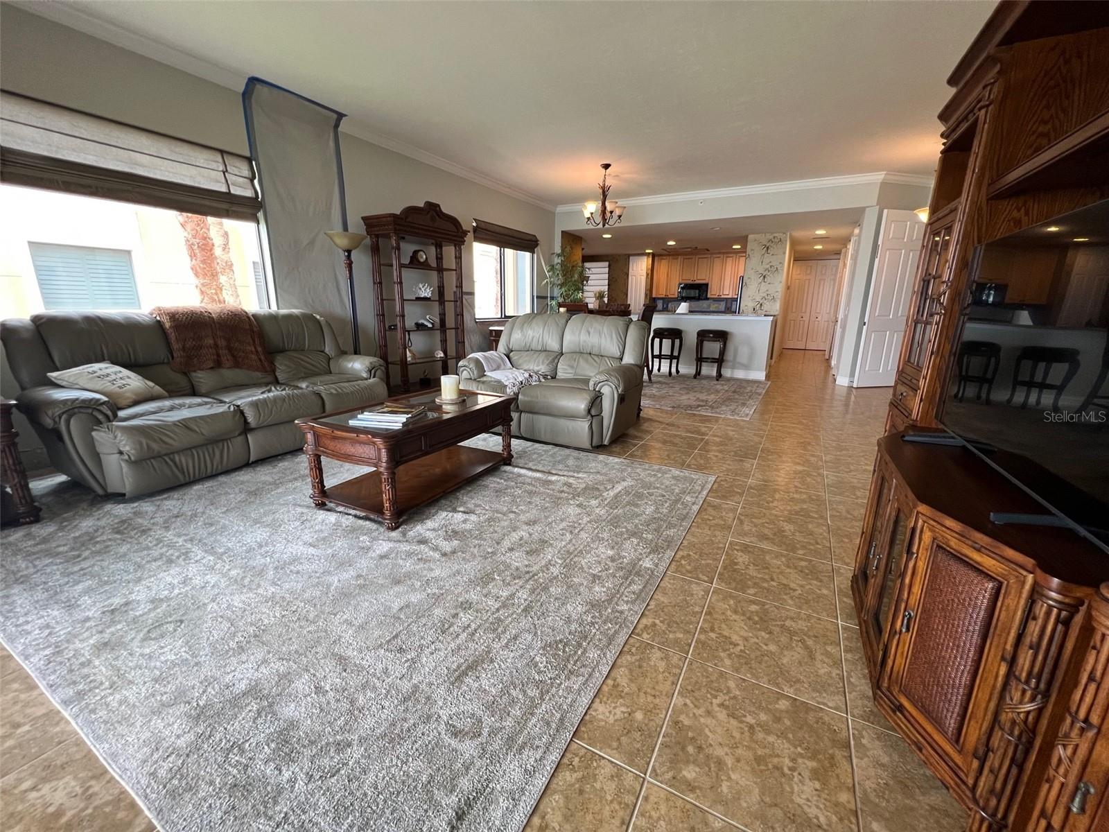 BELLA LAGO/VIVANTE XX - Residential Lease