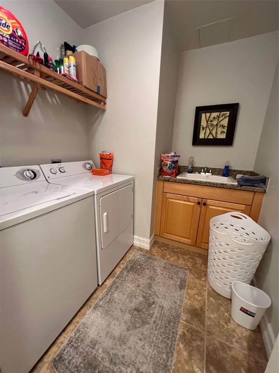 BELLA LAGO/VIVANTE XX - Residential Lease