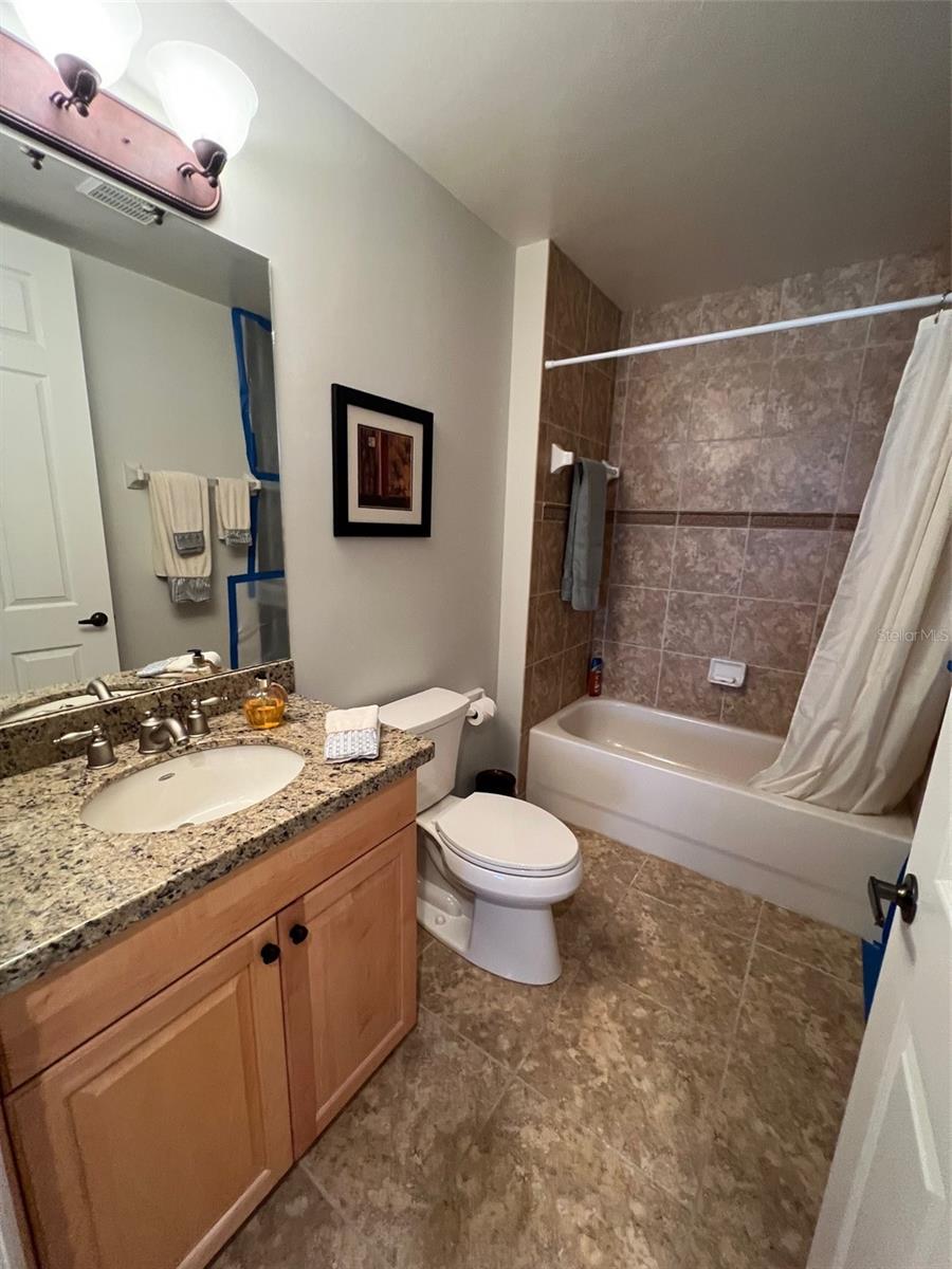 BELLA LAGO/VIVANTE XX - Residential Lease