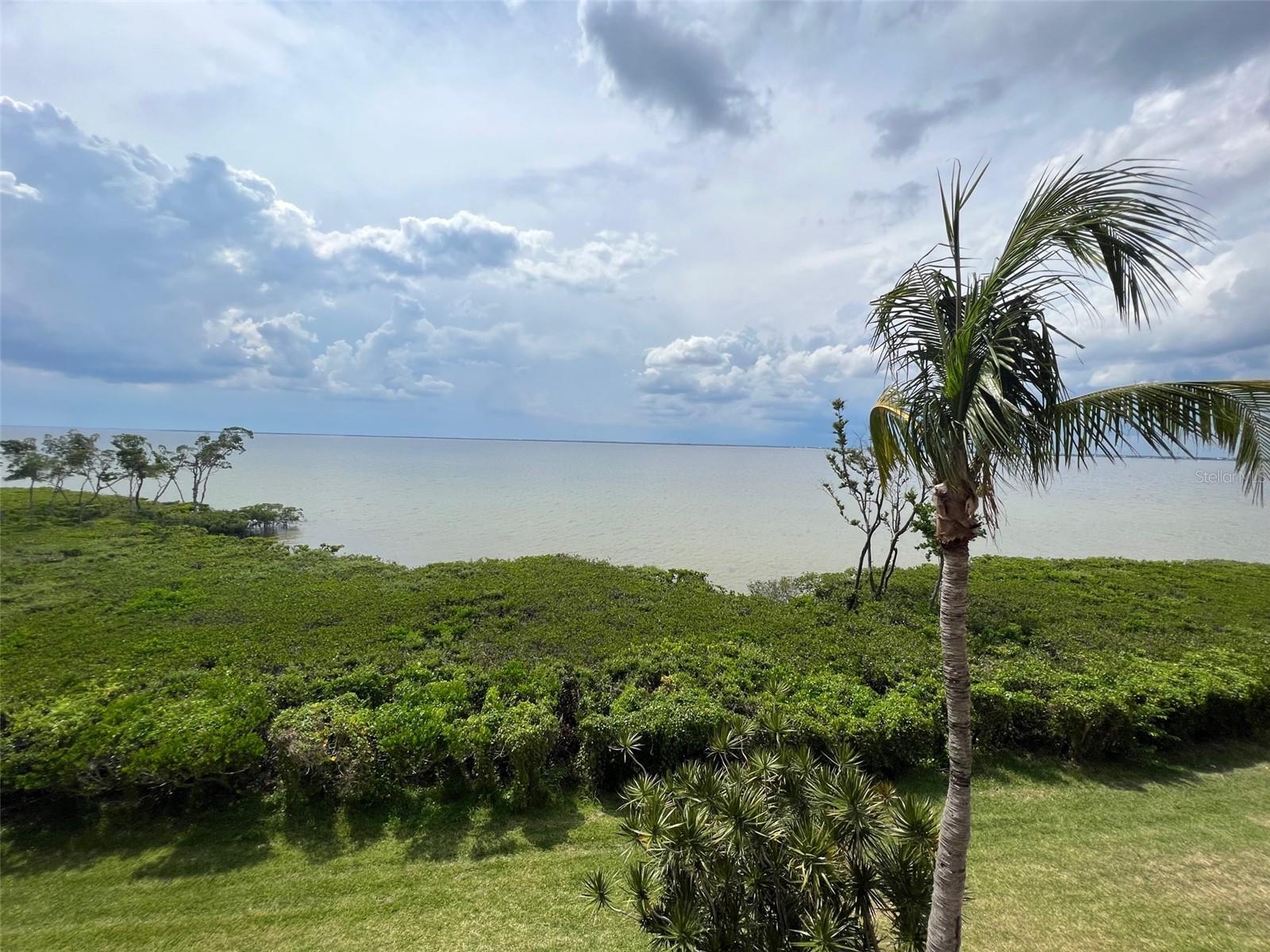 BELLA LAGO/VIVANTE XX - Residential Lease