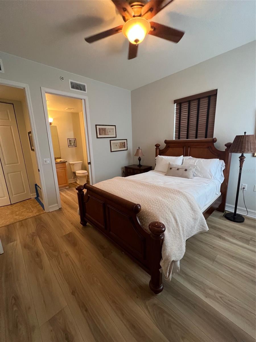 BELLA LAGO/VIVANTE XX - Residential Lease