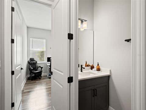 Tiny photo for 16049 Volterra Point, Montverde, FL 34756 (MLS # G5112975)