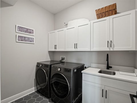 Tiny photo for 16049 Volterra Point, Montverde, FL 34756 (MLS # G5112975)