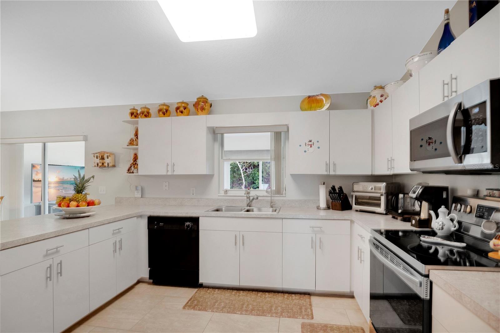 PLANTATION ESTATES UNIT 01 - Residential