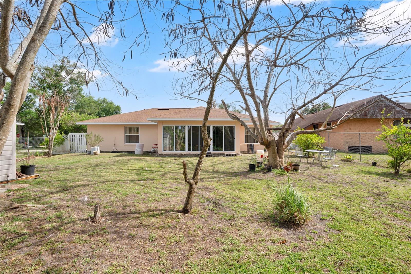 PLANTATION ESTATES UNIT 01 - Residential