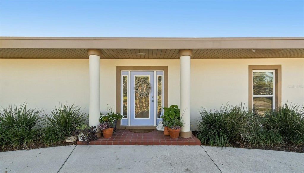 Photo of 618 Whitfield Avenue, Sarasota, FL 34243 (MLS # A4699069)