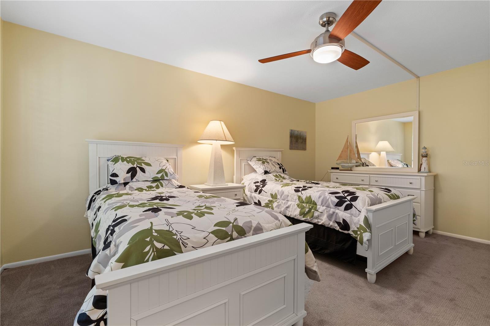 COLONY POINT - Residential