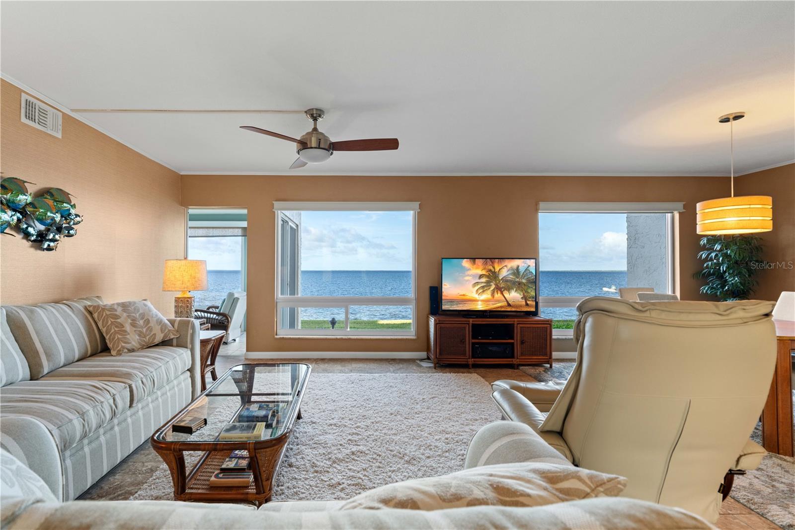 COLONY POINT - Residential