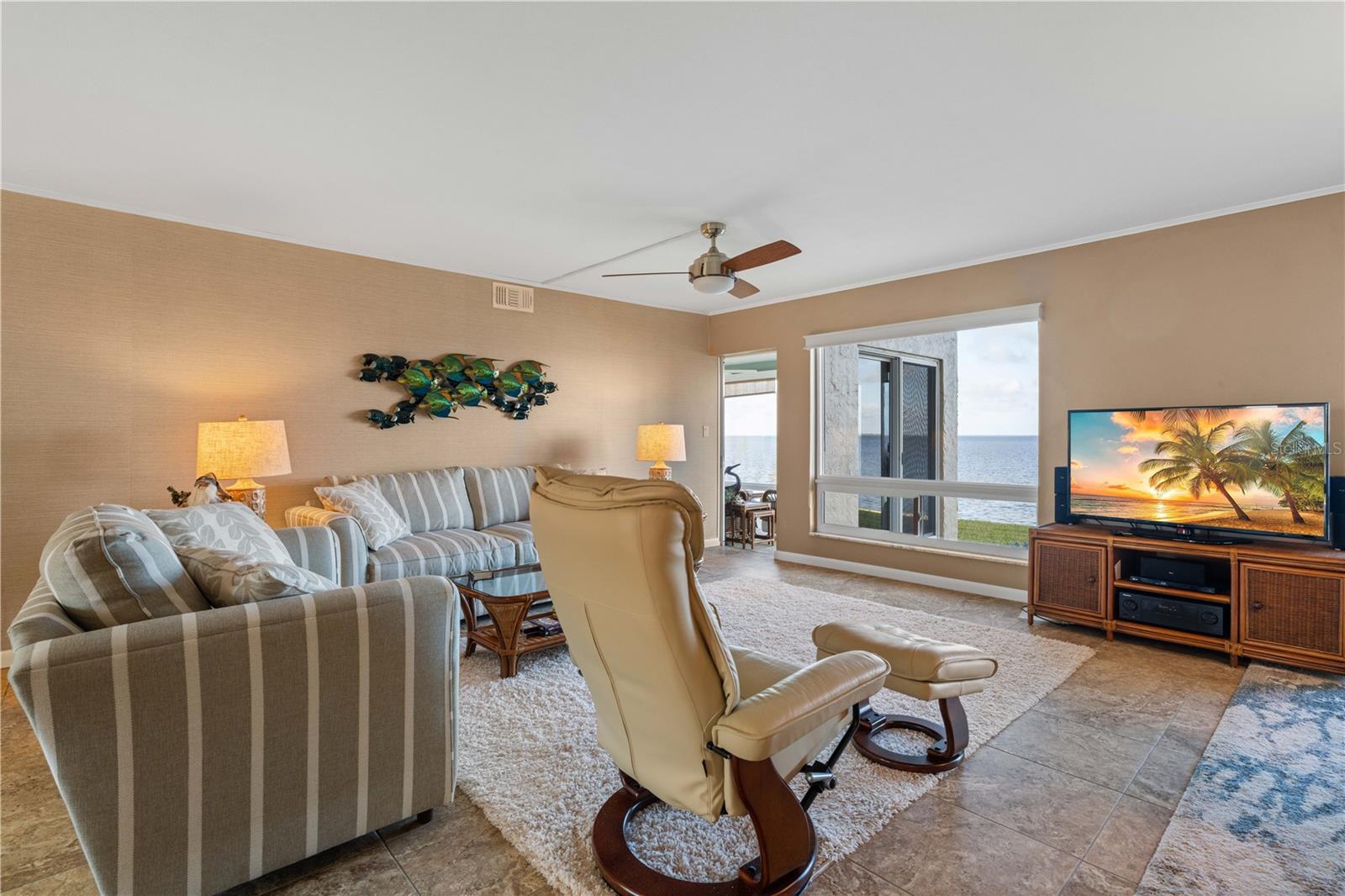 COLONY POINT - Residential