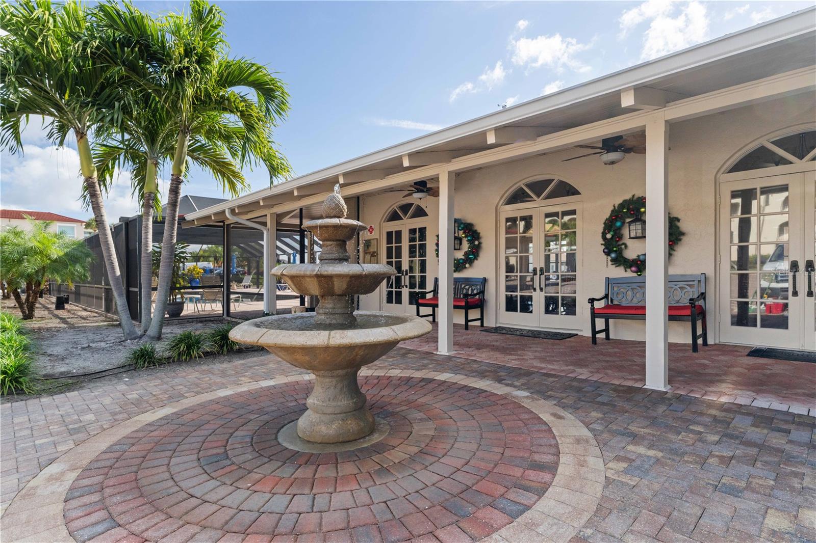 COLONY POINT - Residential