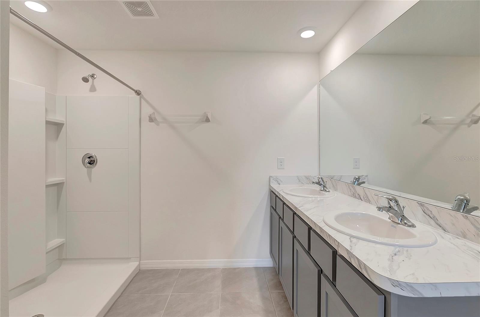 BROOKSIDE ESTATES - Residential