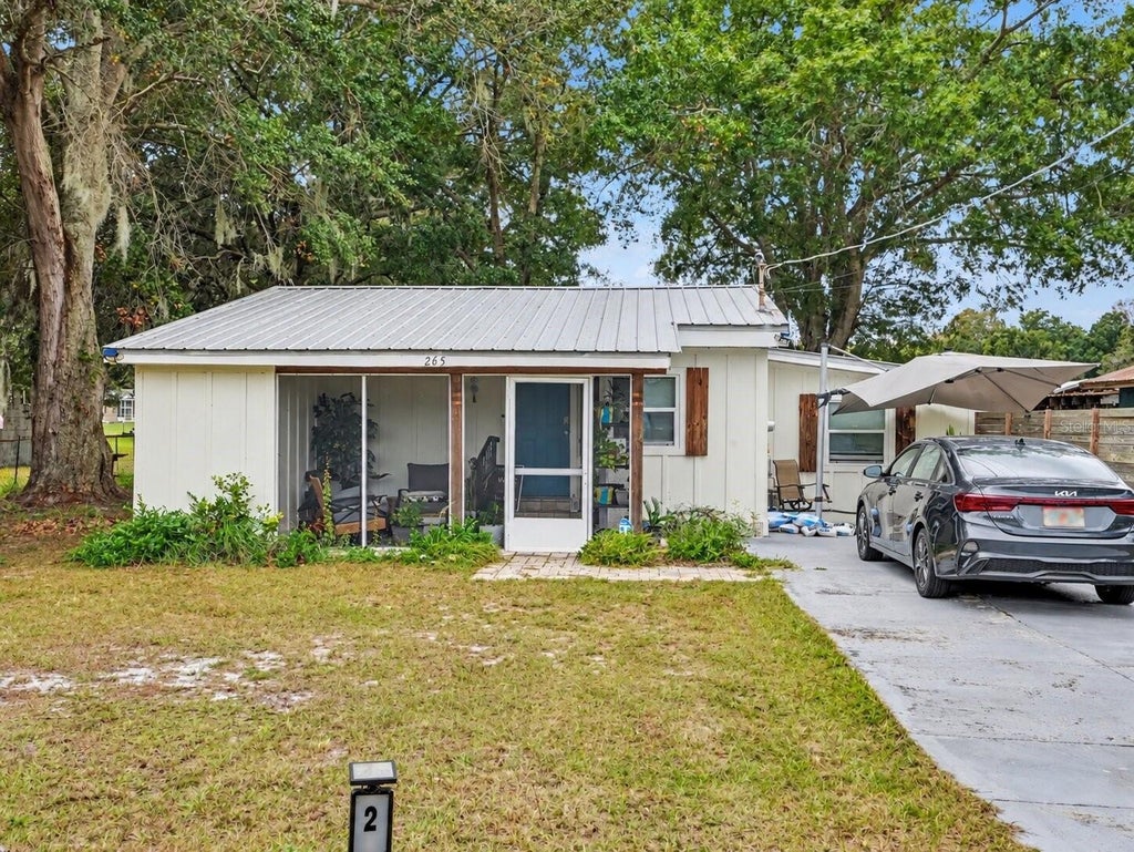 Photo of 265 Jones Road, Auburndale, FL 33823 (MLS # TB8562897)