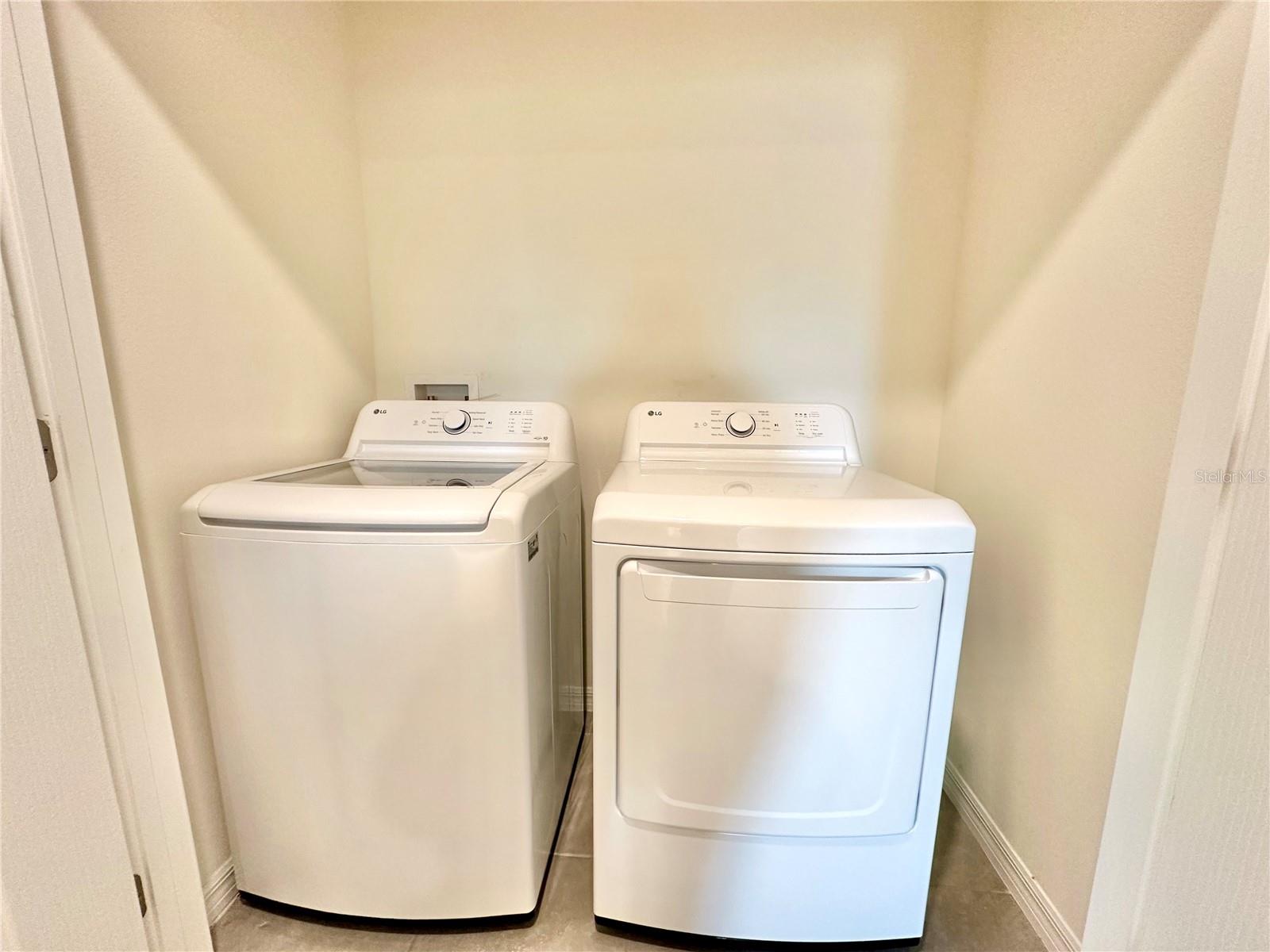 RESERVE AT STRICKLAND - Residential Lease