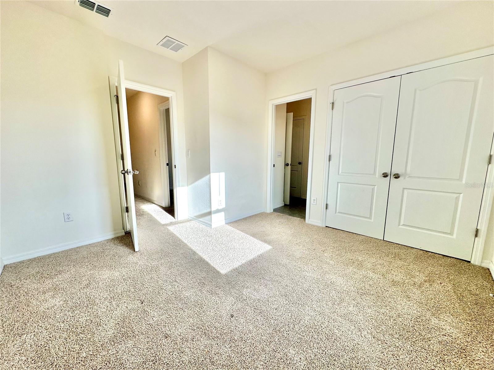 RESERVE AT STRICKLAND - Residential Lease