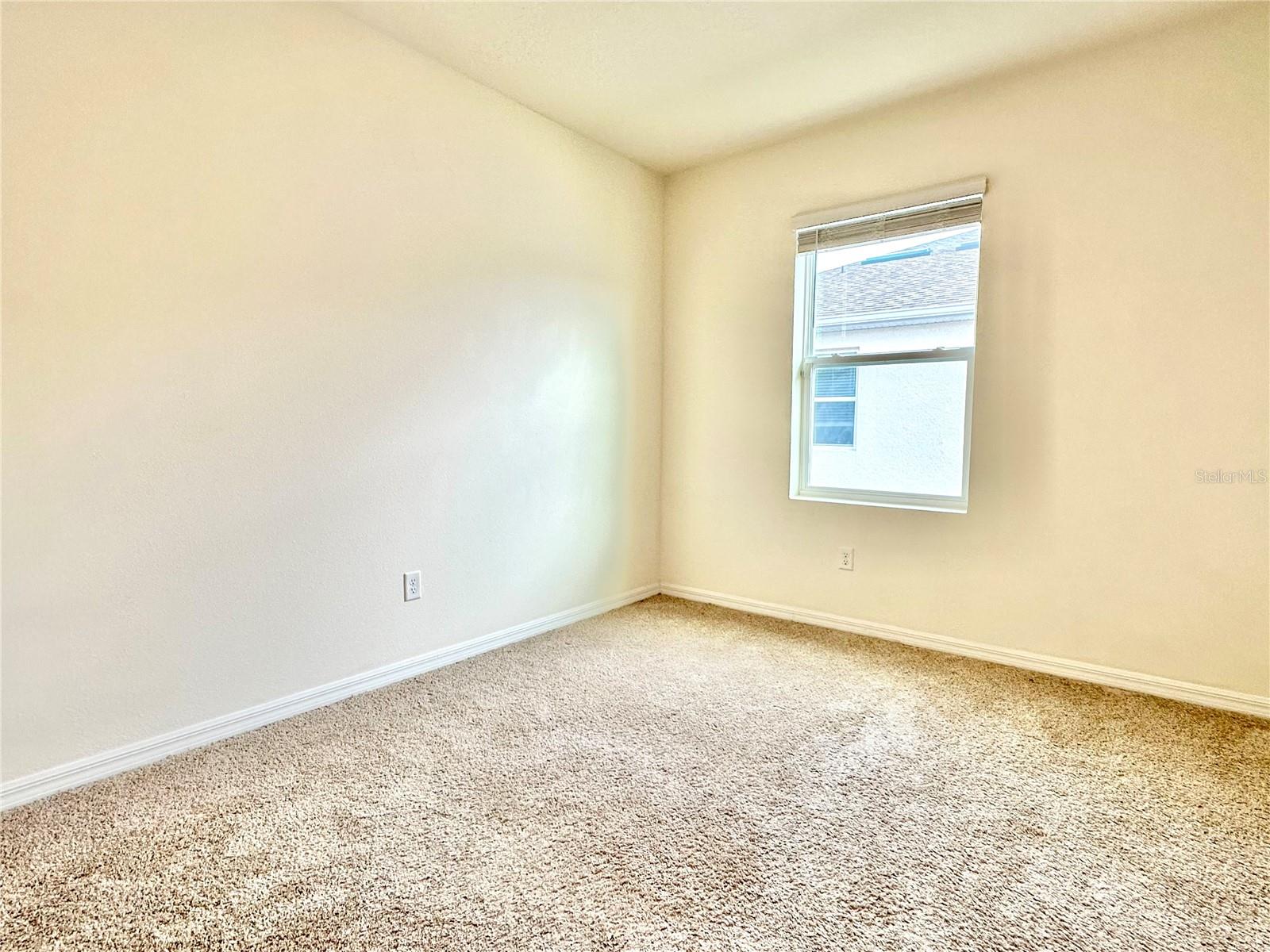 RESERVE AT STRICKLAND - Residential Lease