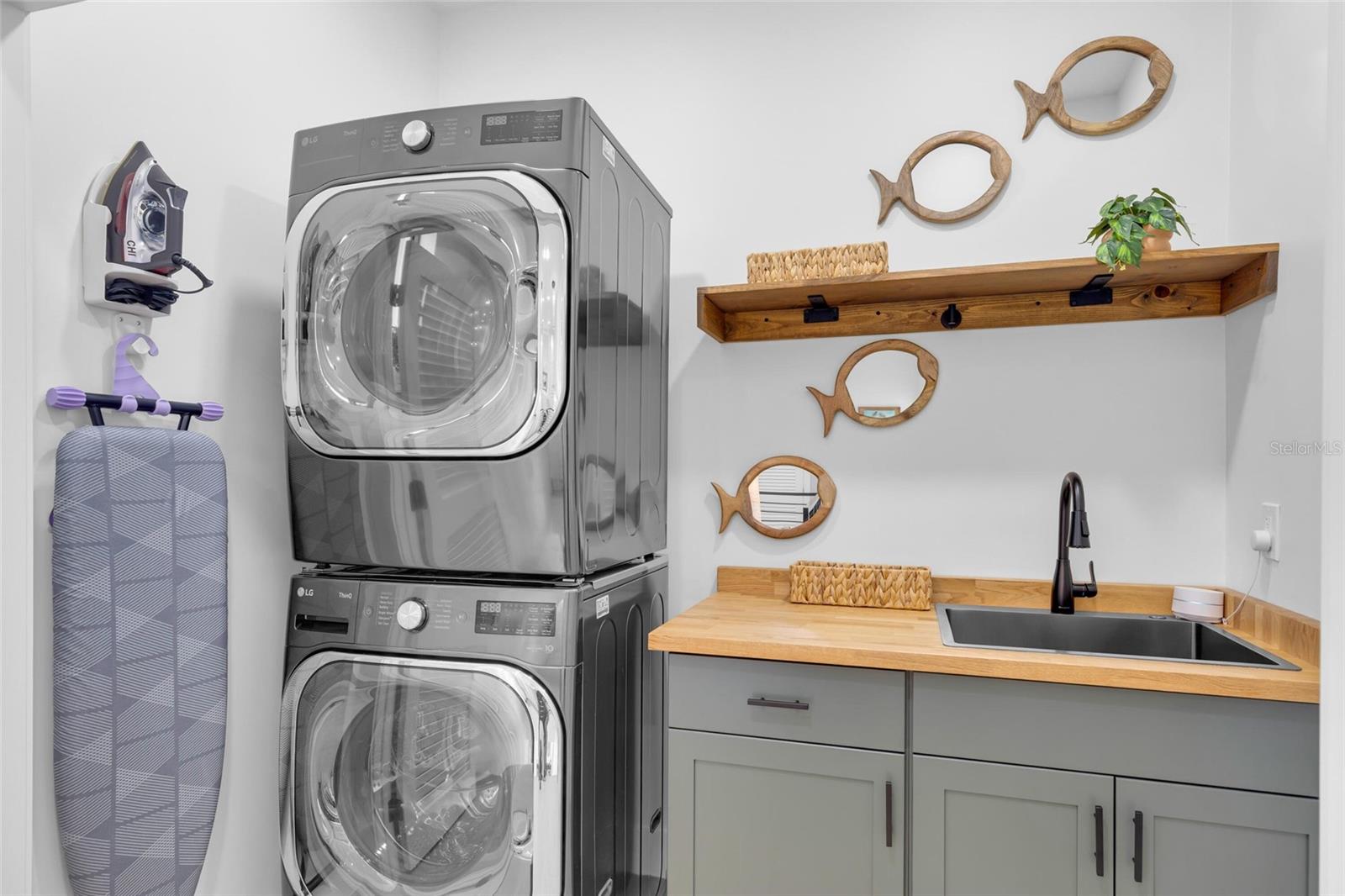 SEA CREST 1ST ADD - Residential