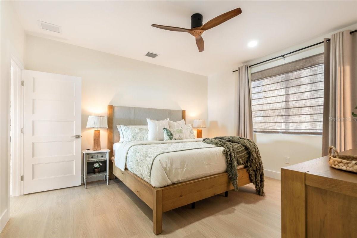 SEA CREST 1ST ADD - Residential