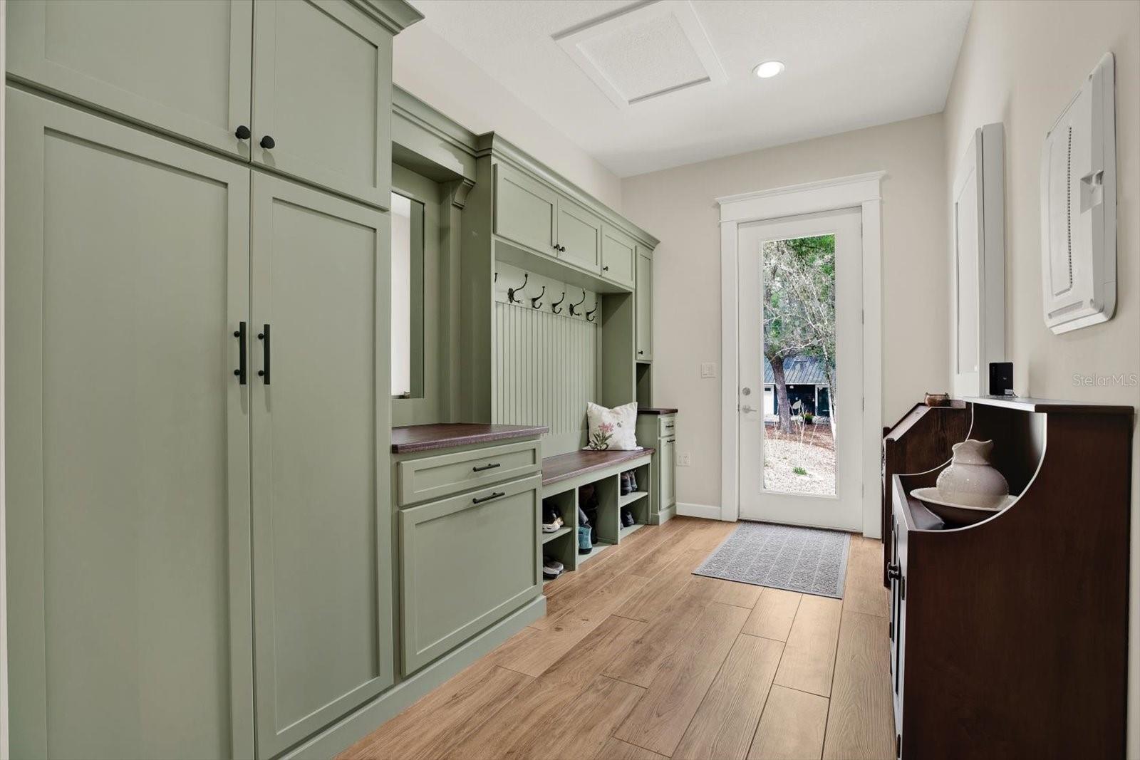 SPRING LAKE - Residential