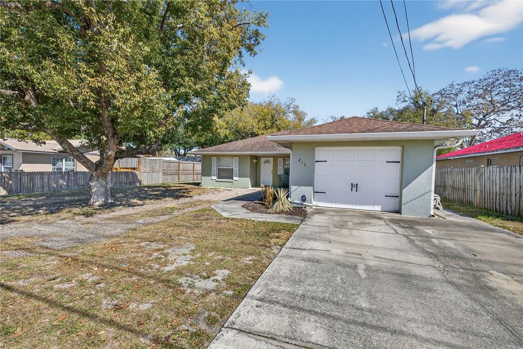 Photo of 215 Dairy Road, Auburndale, FL 33823 (MLS # O6384126)