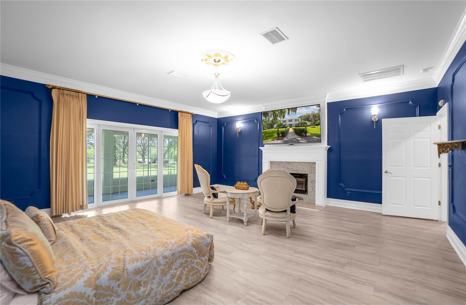 SWEETWATER POINTE - Residential