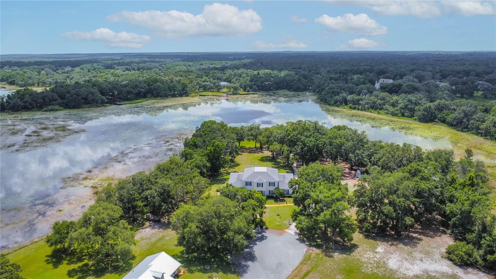 SWEETWATER POINTE - Residential