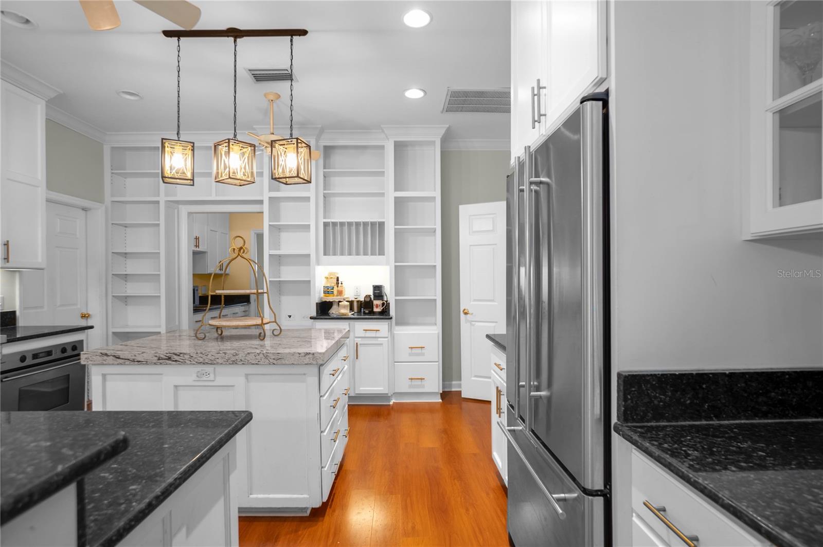 SWEETWATER POINTE - Residential