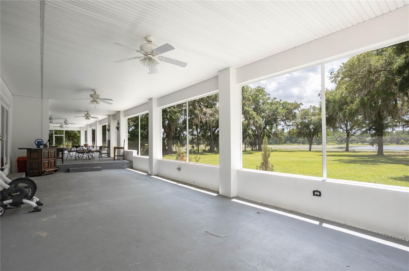SWEETWATER POINTE - Residential