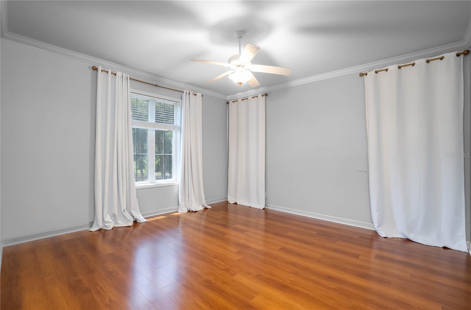 SWEETWATER POINTE - Residential