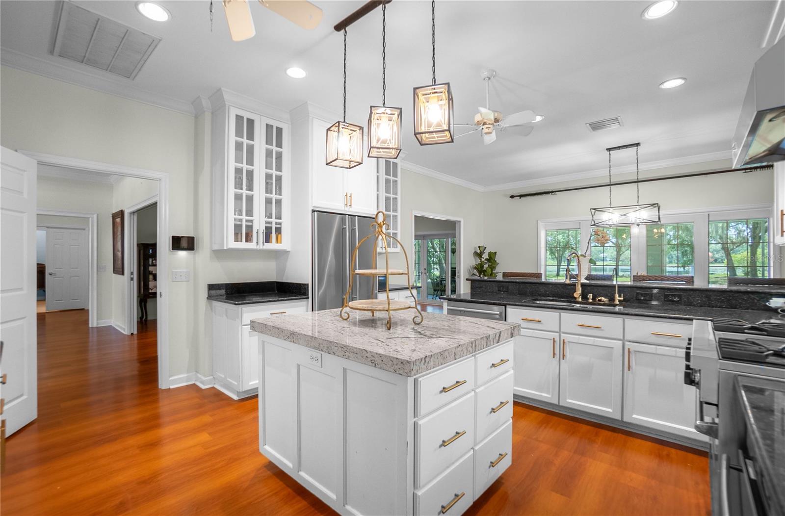 SWEETWATER POINTE - Residential