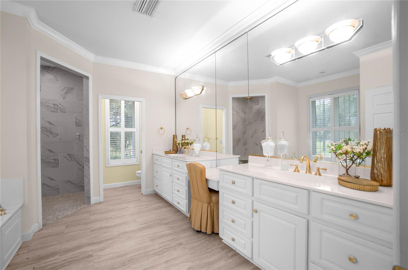SWEETWATER POINTE - Residential
