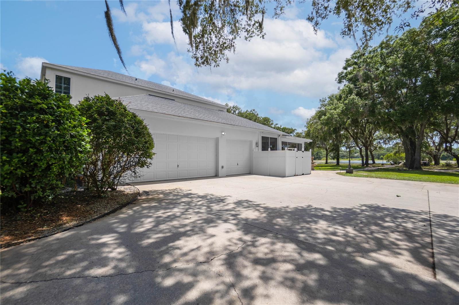 SWEETWATER POINTE - Residential
