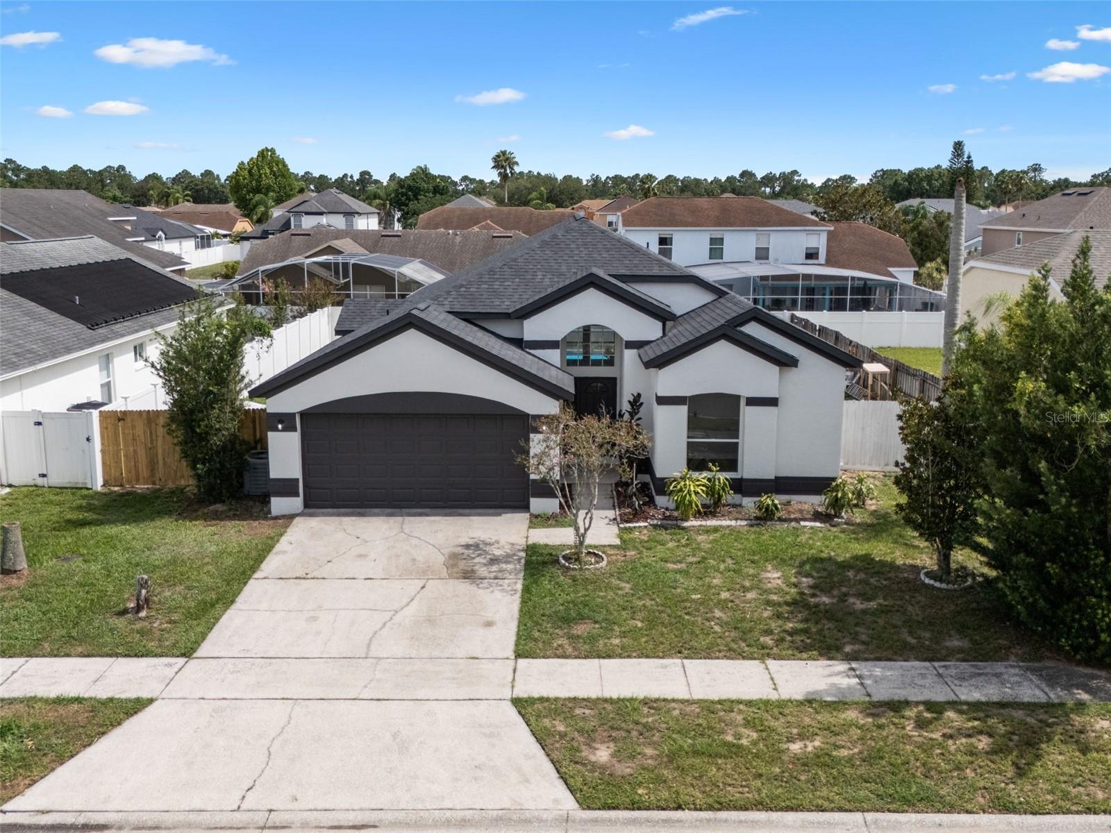 2898 PICADILLY CIRCLE