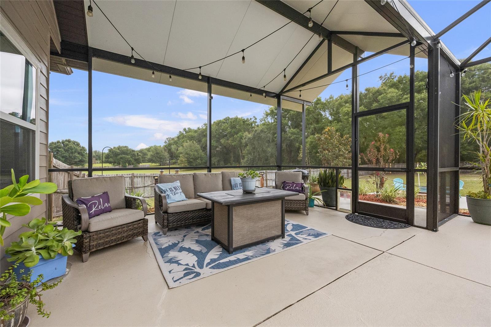 HAMMOCK RIDGE - Residential