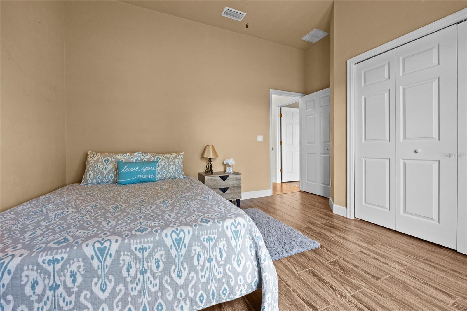 HAMMOCK RIDGE - Residential
