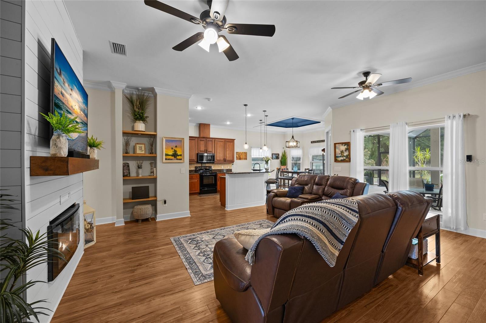 HAMMOCK RIDGE - Residential