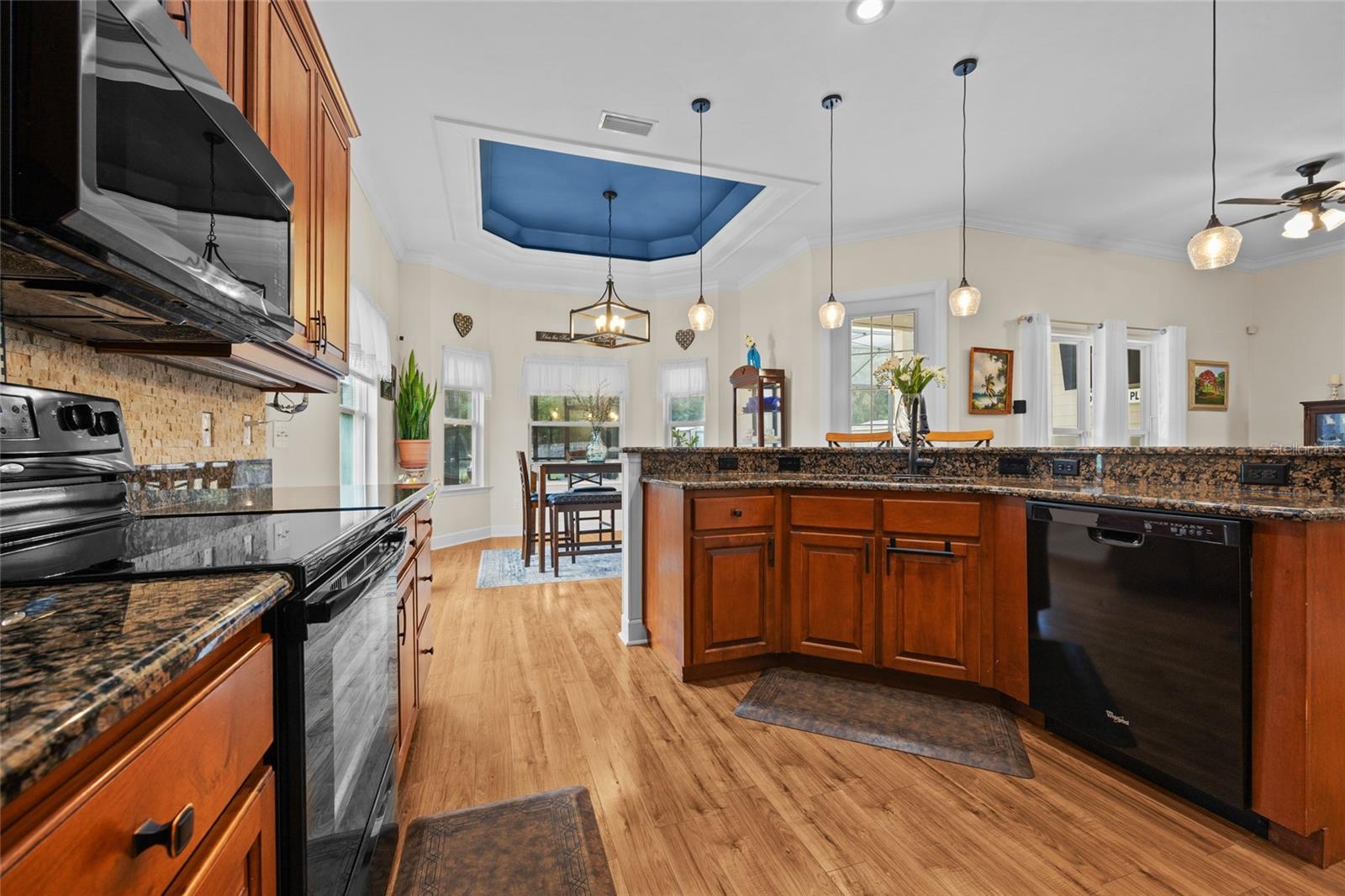 HAMMOCK RIDGE - Residential
