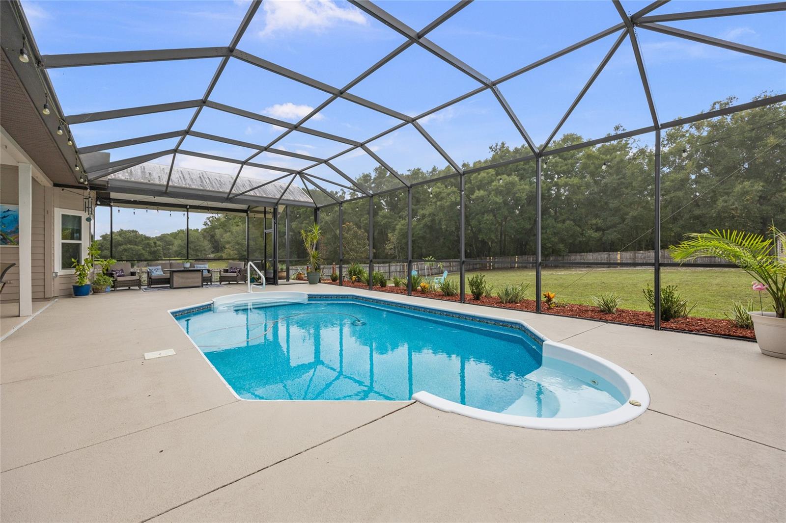 HAMMOCK RIDGE - Residential