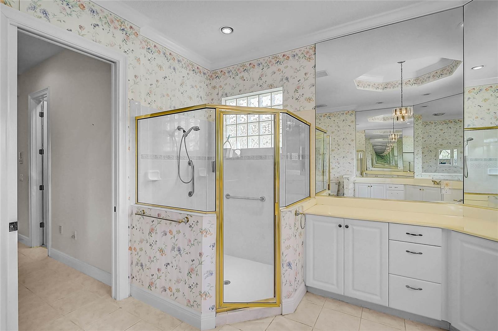 VENETIA PH 2 - Residential