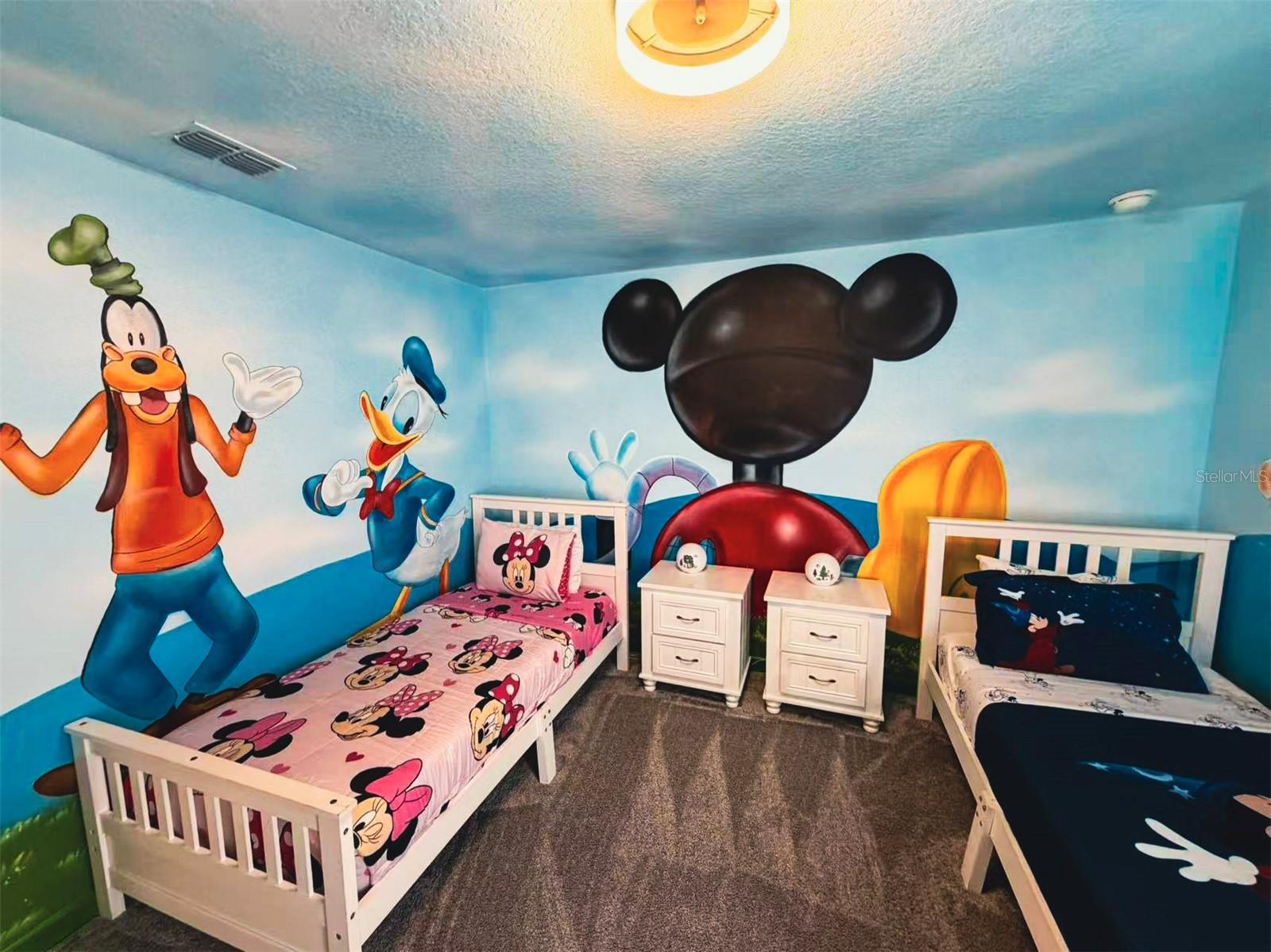 COVE AT STOREY LAKE 4 - Residential