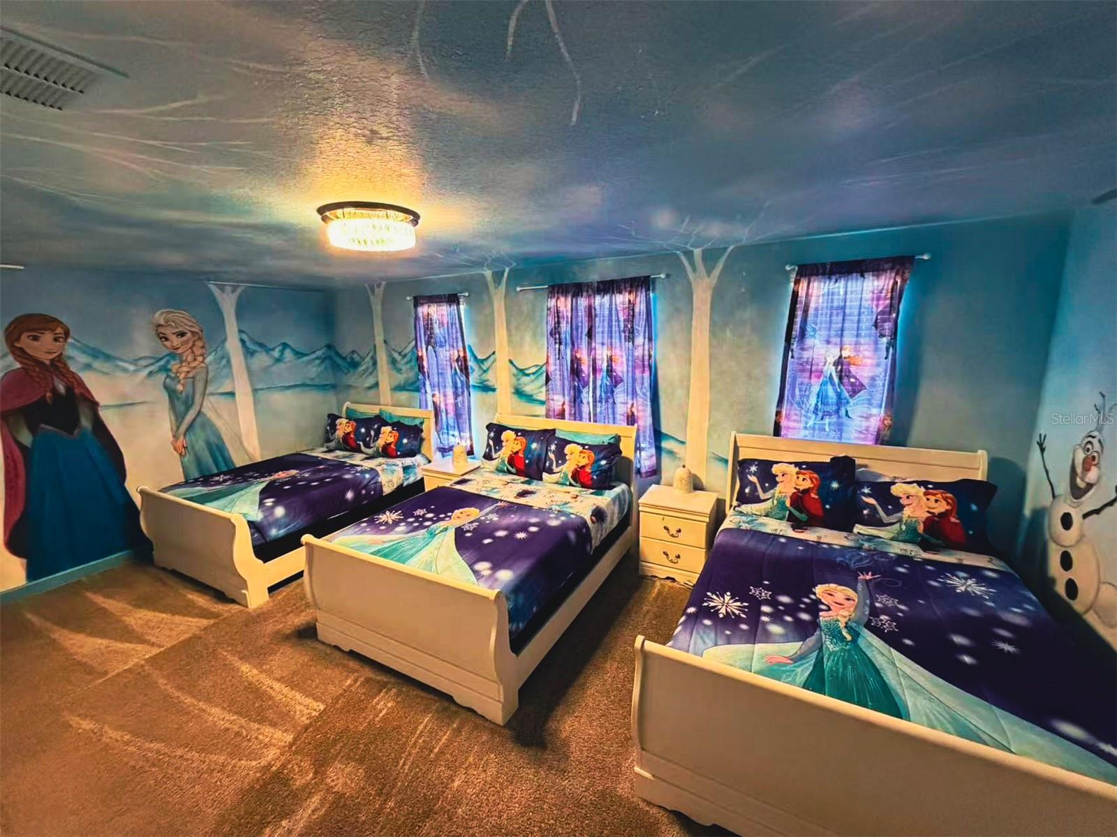 COVE AT STOREY LAKE 4 - Residential