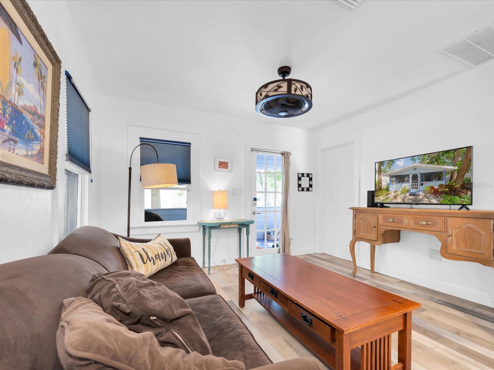 111 25TH STREET N