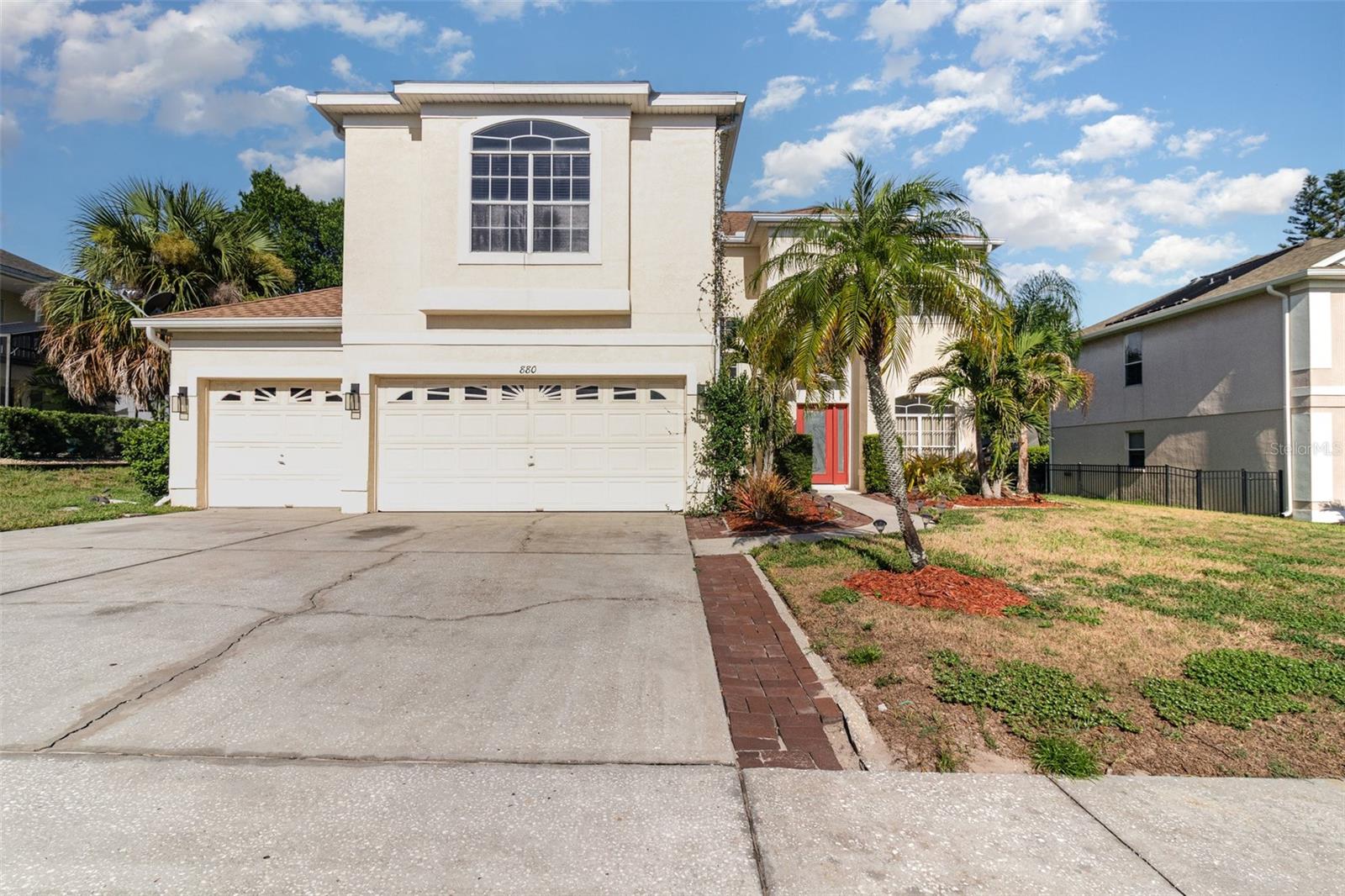 Come see this hidden gem in the heart of Ocoee! Located in the sought-after community of Admiral Pointe, this beautiful home perfectly blends comfort, style, and convenience. Inside, you’ll find a well-designed floor plan featuring a kitchen with a breakfast bar, sleek stainless steel appliances, and ample counter space—ideal for both everyday living and entertaining. The primary suite offers a walk-in closet and a spa-like bath with a soaking tub and separate shower.
Step outside to the screen-enclosed patio, where a sparkling pool awaits, creating the perfect setting for relaxation or weekend gatherings. Admiral Pointe residents enjoy access to two scenic lakes—Starke Lake and Lake Olympia—along with a playground and charming gazebo park.
With easy access to SR 408, SR 429, and the Florida Turnpike, plus just 15 minutes to the vibrant shops and dining of Downtown Winter Garden, this home offers the best of Florida living.
