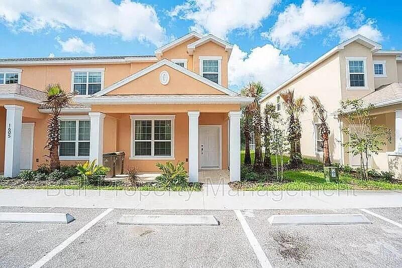 Cozy, beautifully and professionally decorated, fully furnished. 3 bedroom, 3 bathroom with a private pool townhome in SERENITY AT SILVER CREEK is now on Market! You will feel immediately relaxed as you enter this comfortable home, the living area offers plenty of space for all guests to spread out, the dining area is ideal to share a meal around the elegant dining table, the bright and airy kitchen has all the appliances that you would expect in your own home. There is also a full-size washer and dryer on the 2nd floor for your convenience. The ideal place to sit and relax on the sun loungers or have an outdoor meal around the patio table by the pool. Other things to note serenity at silver creek is one of Clermont's most luxurious resort community. This stunning community features all the popular resort amenities of its sister communities Hills Resort and Palms Resort, AND so much more! The clubhouse is the centerpiece, as well as a huge resort-style pool, complete with cabanas, a water slide! When it's time for a drink or a bite to eat, the tiki bar serves both your favorite libation, along with a tempting menu for poolside dining. With all the latest in cardio and strength building equipment, the fitness center will keep you in shape. For some friendly competition, there are sand volleyball courts and a multi-purpose sports courts. In addition, a sundry shop is located in the clubhouse, along with a video arcade, with an attendant, to ensure the safety of all.
Also, lawn care and Water are included in the rent.
We will be more than happy to assist you to hold this place for yourself !