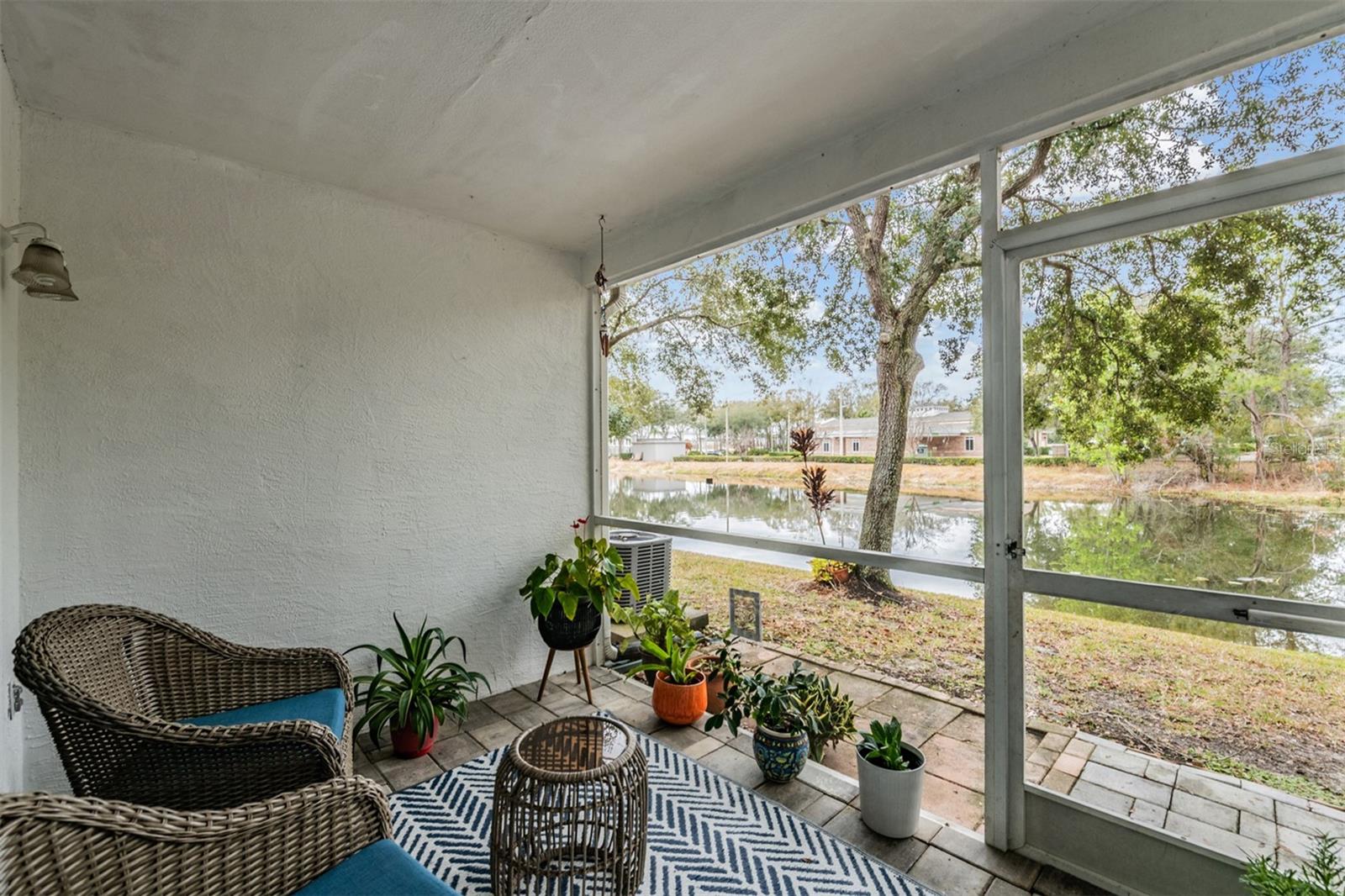 HUNTERS KEY TWNHMS AT NORT - Residential